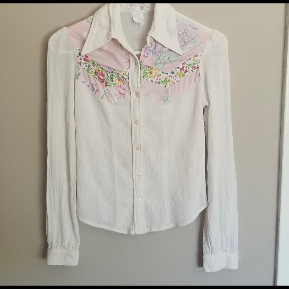 SOLD Vintage 70’s cotton gauze button down shirt